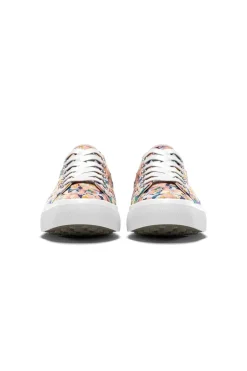 Spikeless Flutter Canvas Traveler Shoe - FINAL SALE