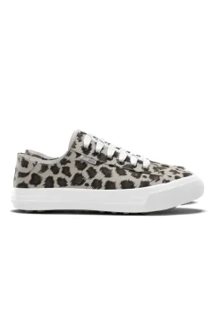 Spikeless Safari Canvas Traveler Shoe - FINAL SALE