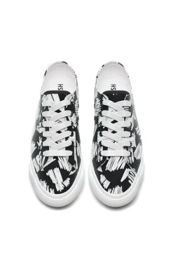 Spikeless Scribble Canvas Traveler Shoe - FINAL SALE